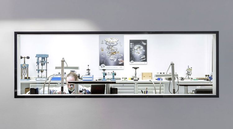 zertifizierte Uhrenwerkstatt