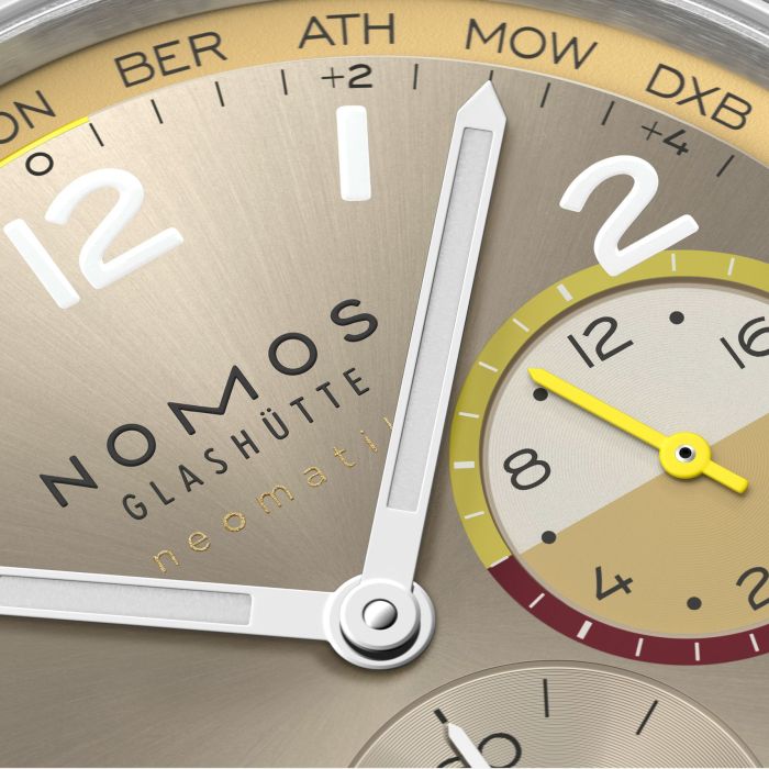 Zifferblatt Detailansicht der Club Sport neomatik Weltzeit Reverie