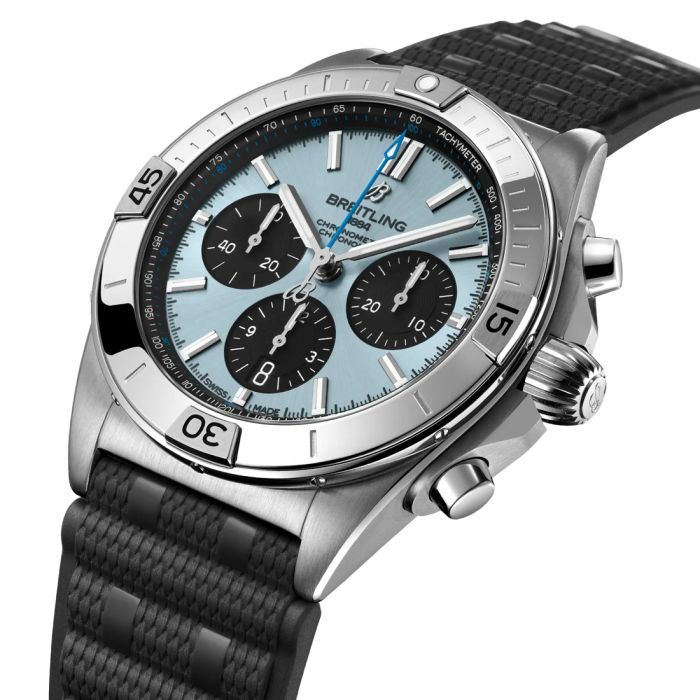 BREITLING Chronomat B01 42 - seitliche Ansicht