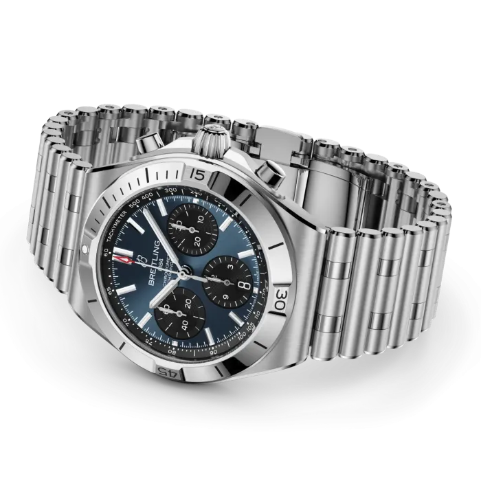 BREITLING Chronomat B01 Chronograph 42 liegend