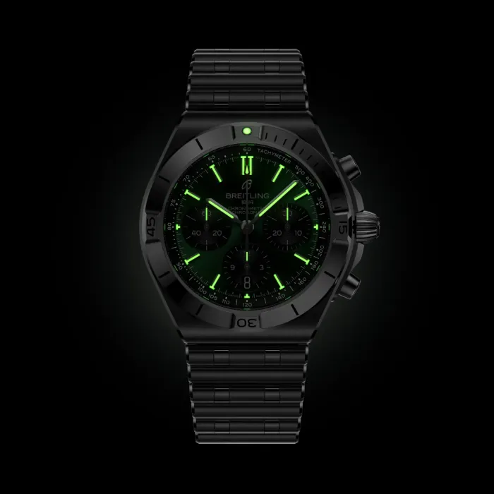 Lume der BREITLING Chronomat B01 Chronograph 42 AB0158101L1A1