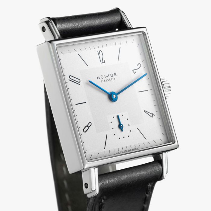 NOMOS Tetra 27, 401