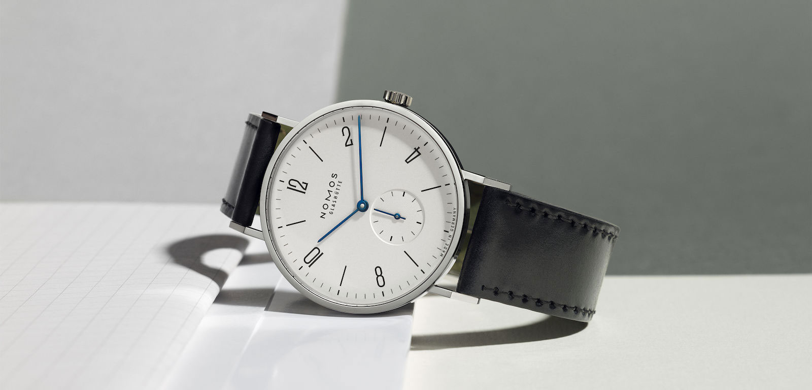 NOMOS Tangente