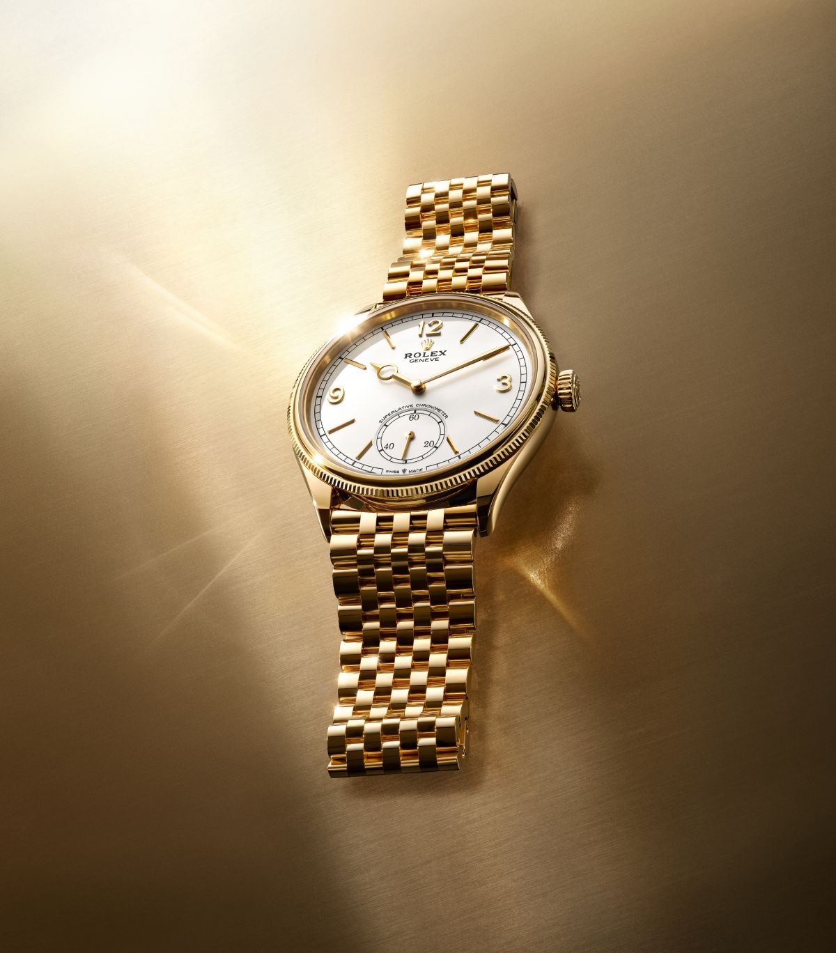 Perpetual 1908 in 18 Karat Gelbgold mit tiefweißem Zifferblatt 